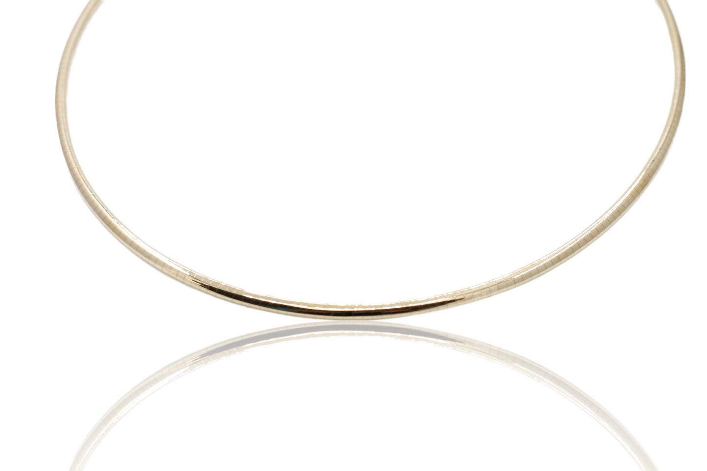 Pre-Owned 14K Gold Omega Necklace