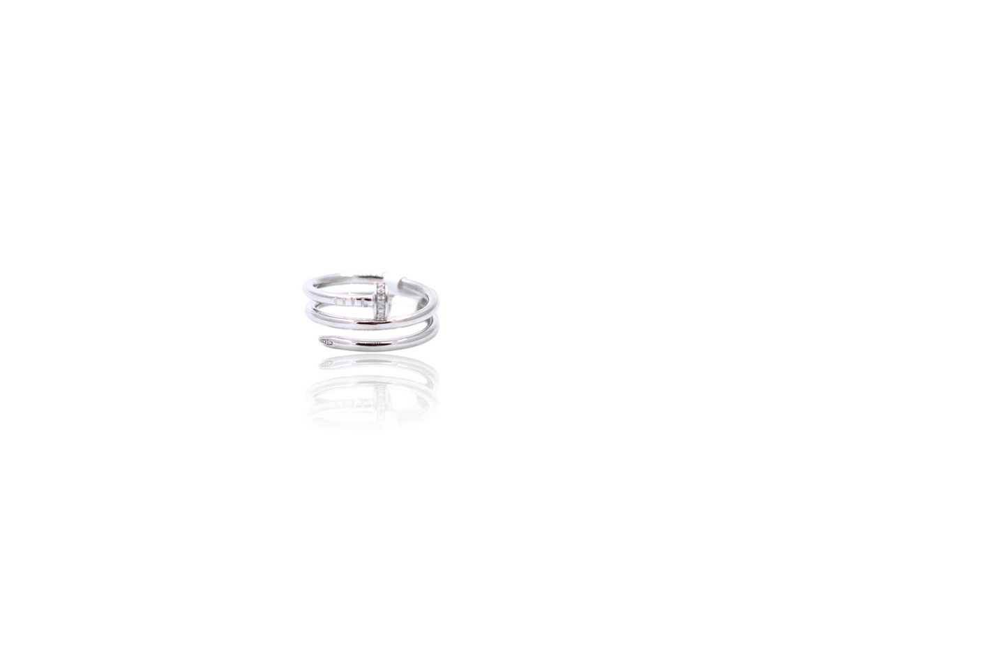 Women's 18k White Gold Diamond Nail Ring